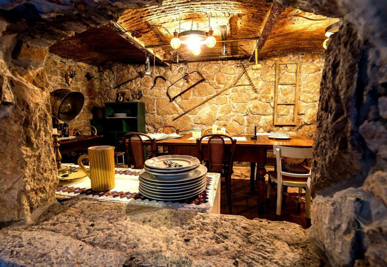 Grižane بيت شباب بوتيك مالي باريز المظهر الخارجي الصورة